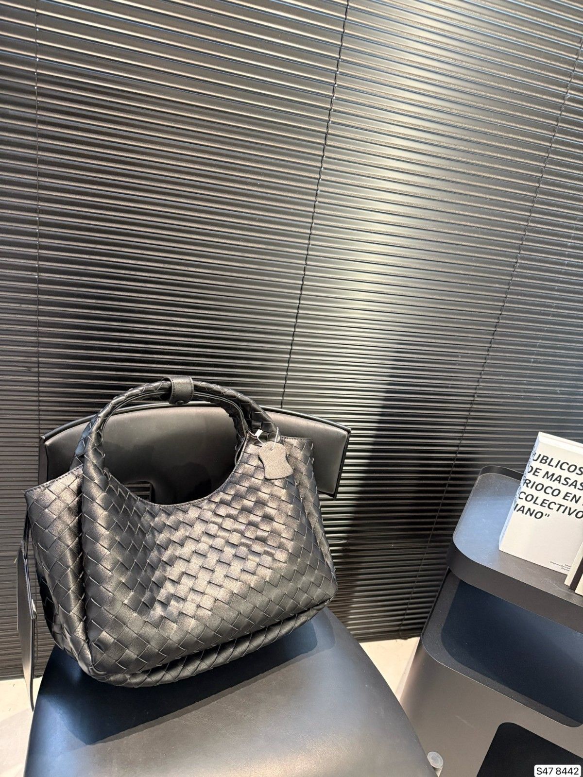 ボッテガ ヴェネタ Campana 編み込み ハンドバッグ 高品質 A31485