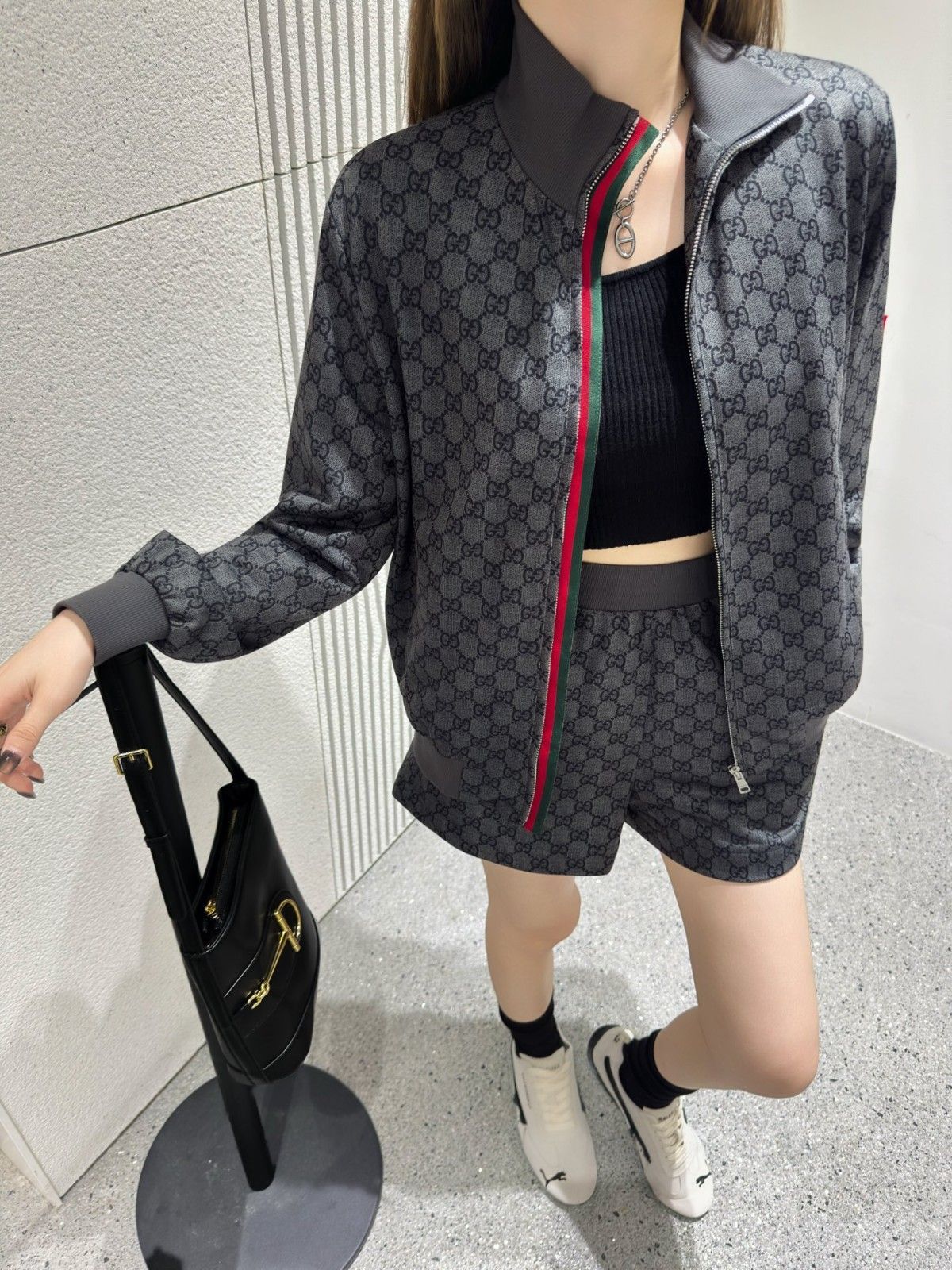 グッチ 上下セット レディース向け オシャレ A31480