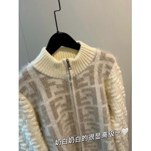 フェンディ ジャケット セーター 可愛い A31472