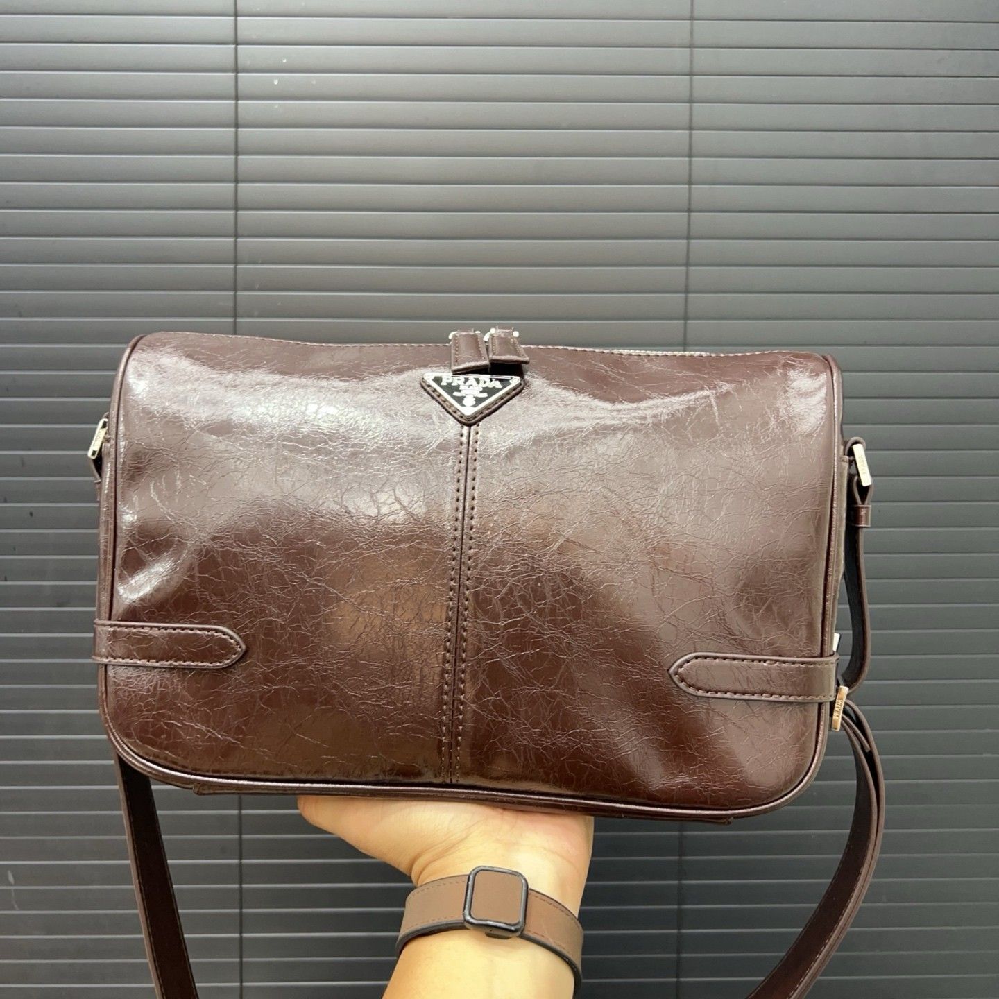 プラダ ショルダーバッグ レザー クラシック A31471