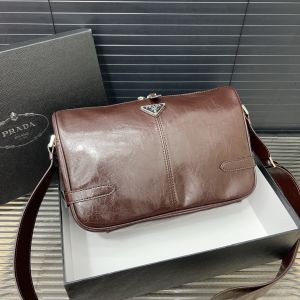 プラダ ショルダーバッグ レザー クラシック A31471