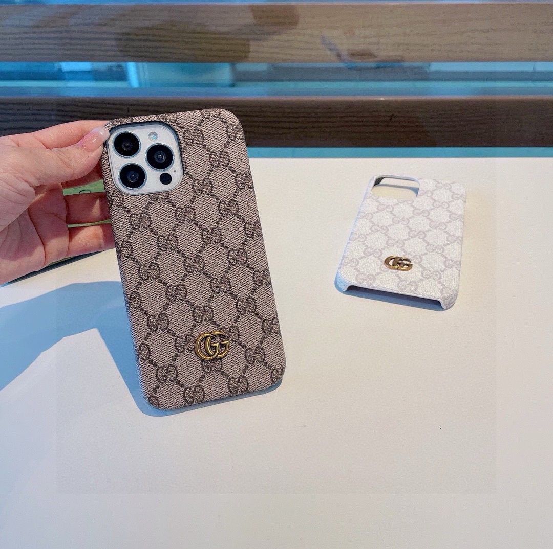 グッチ iPhone17/16/15/14/13/12ケース