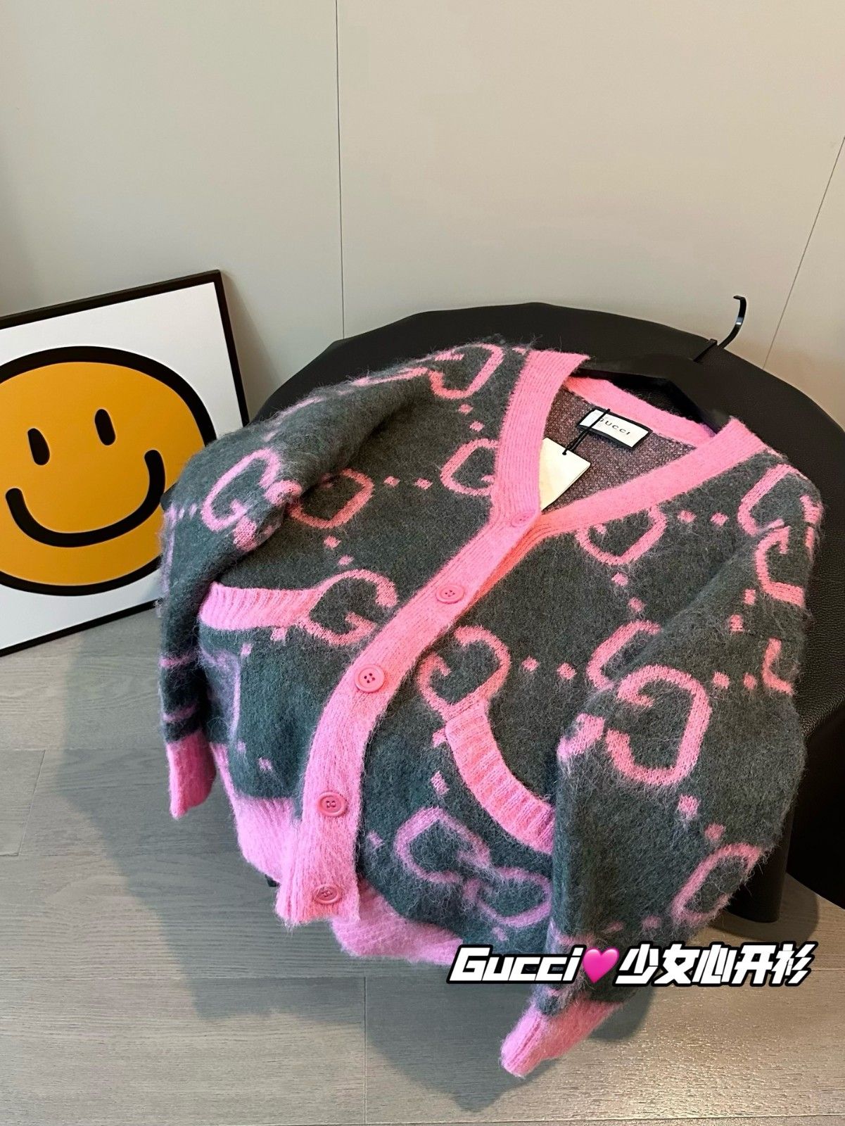 グッチ ニットカーディガン ジャケット 可愛い ゆったり A31508