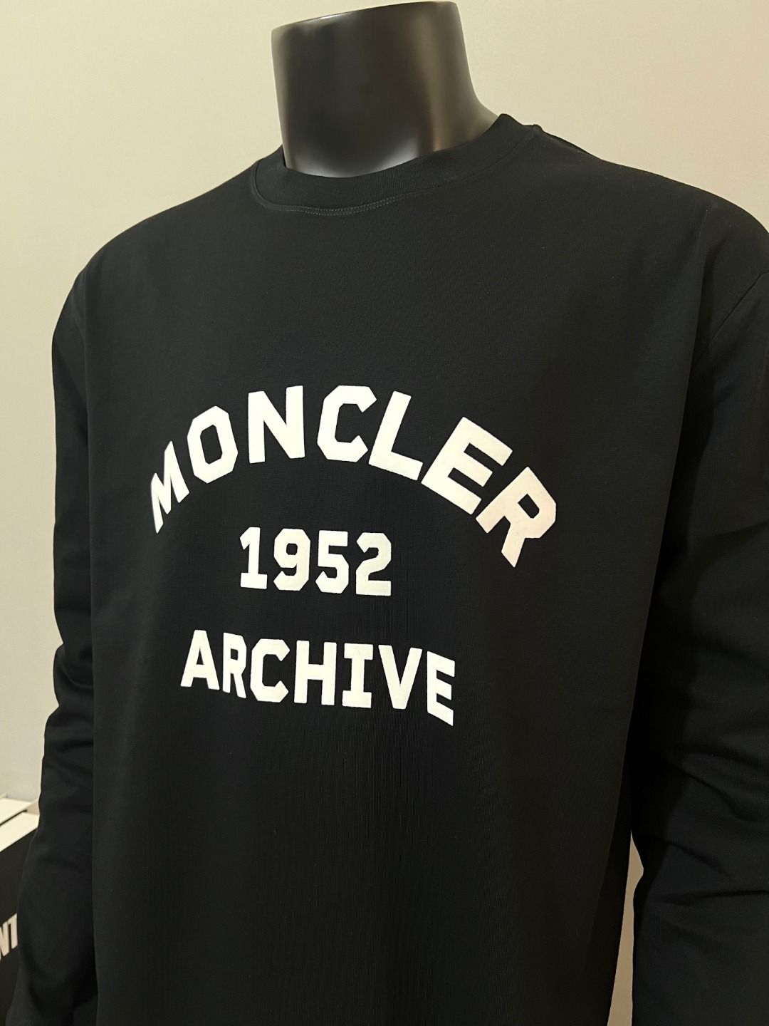 モンクレール 長袖tシャツ 秋冬 ゆったり A31490