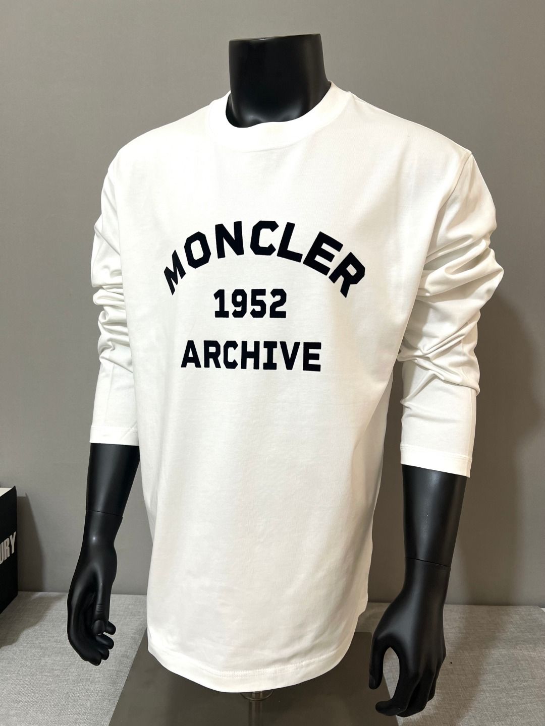 モンクレール 長袖tシャツ 秋冬 ゆったり A31490