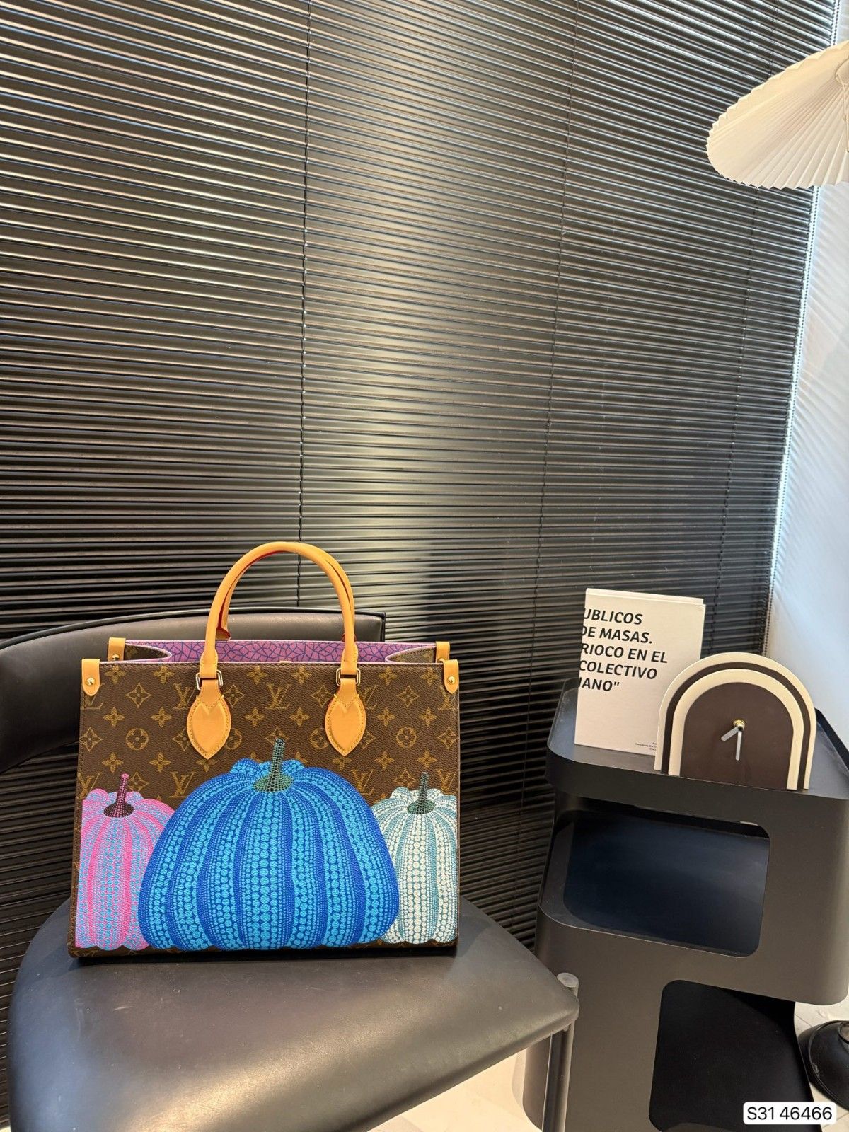 ルイヴィトン LOUIS VUITTON x YAYOIKUSAMA トートバッグ A31531