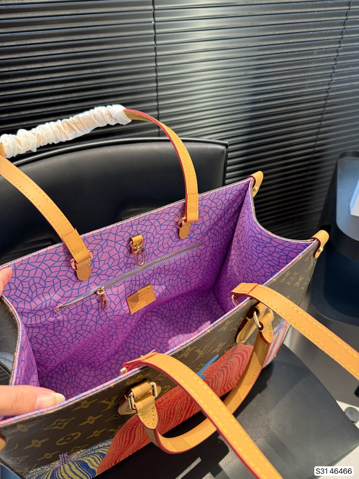 ルイヴィトン LOUIS VUITTON x YAYOIKUSAMA トートバッグ A31531
