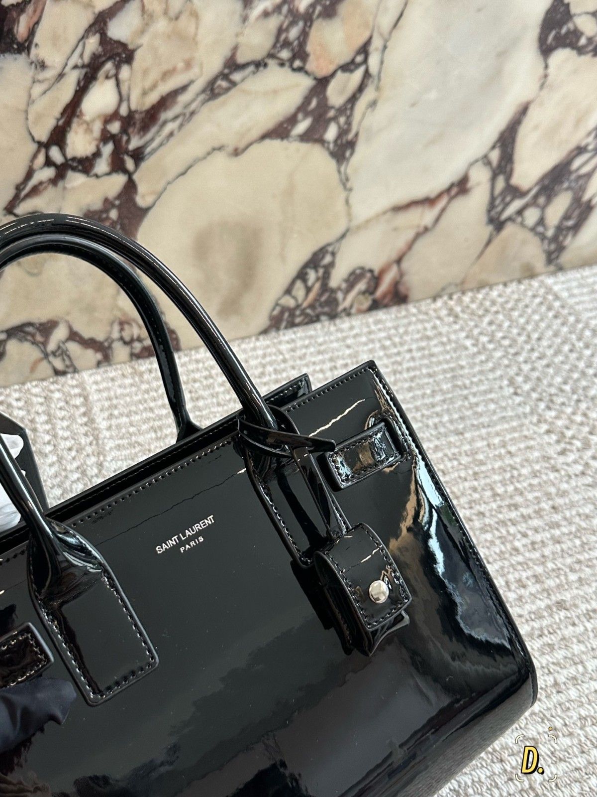 サンローラン バッグ ハンドバッグ ショルダー付き レザー A31530