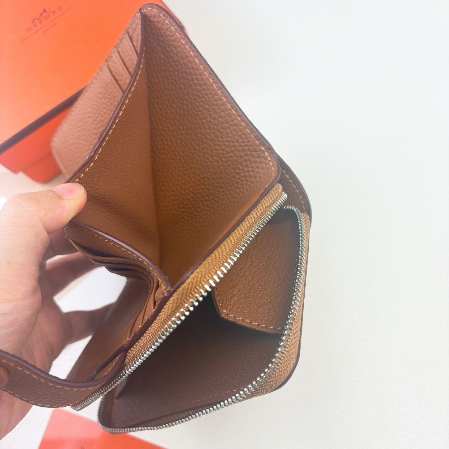 エルメス 短財布 Silk’in Togo レザー ファスナー A31511