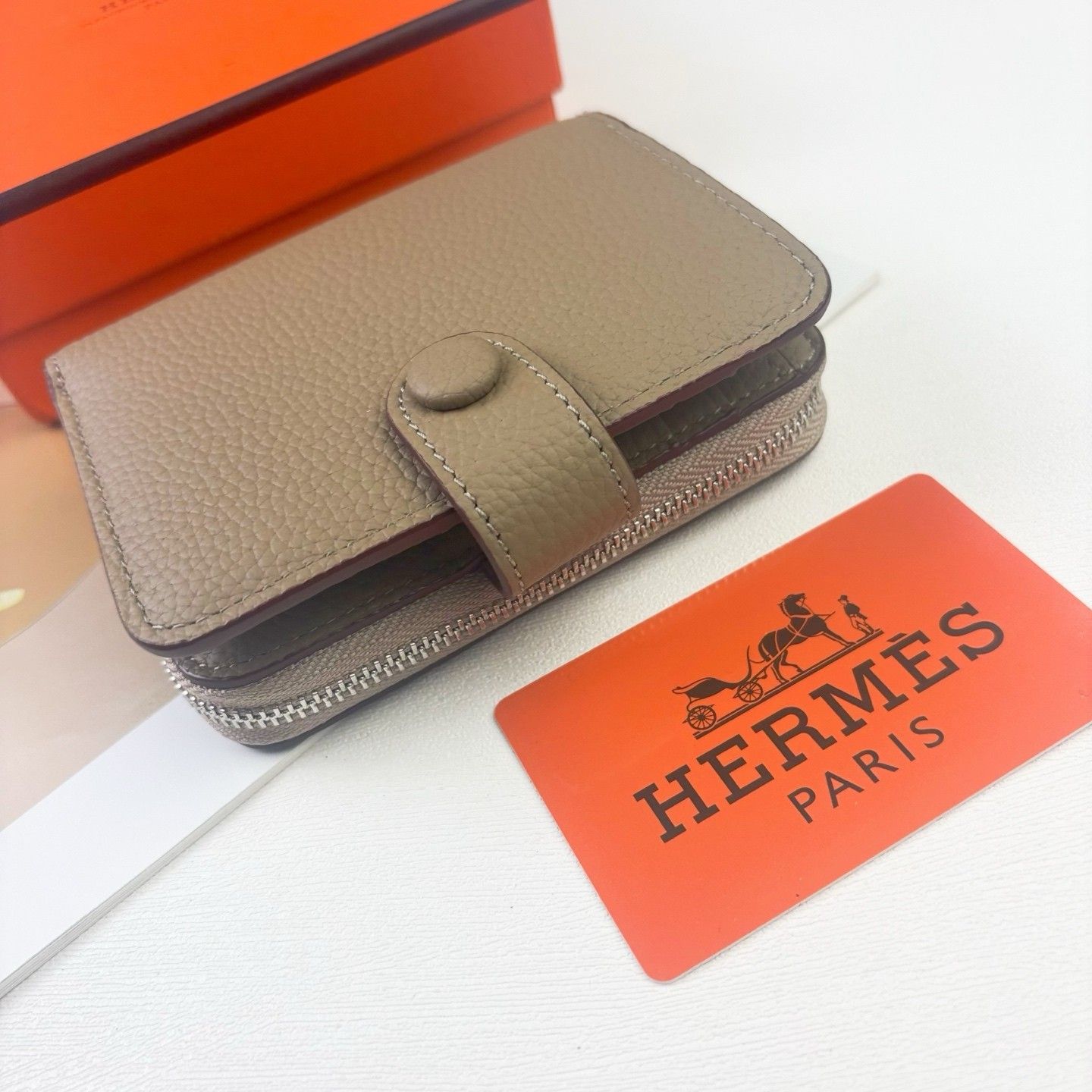エルメス 短財布 Silk’in Togo レザー ファスナー A31511