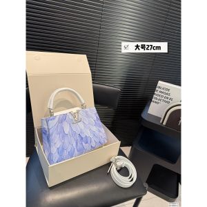 ルイヴィトン Capucines ハンドバッグ ショルダー オシャレ A31561