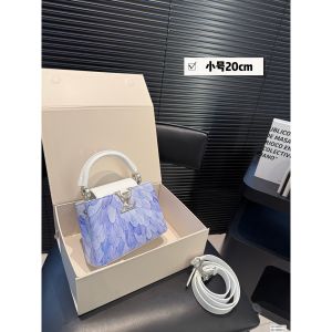 ルイヴィトン Capucines ハンドバッグ ショルダー オシャレ A31561