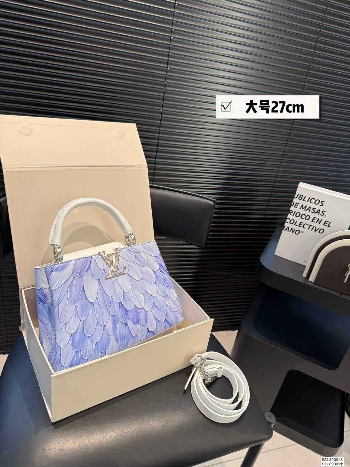 ルイヴィトン Capucines ハンドバッグ ショルダー オシャレ A31561
