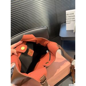 ミュウミュウ ハンドバッグ レザー ショルダー A31559