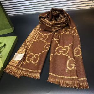 グッチ マフラー 秋冬 オシャレ A31544