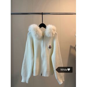 モンクレール ジャケット ニット フード付き 可愛い A31549