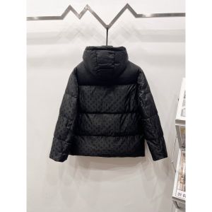 ルイヴィトン フード付きダウンジャケット A31584