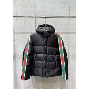 グッチ フード付きダウンジャケット クラシック A31582