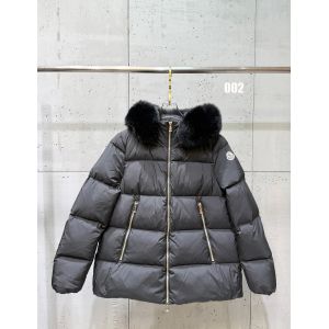 モンクレール ファー付きフードのダウンコート レディース オシャレ A31594