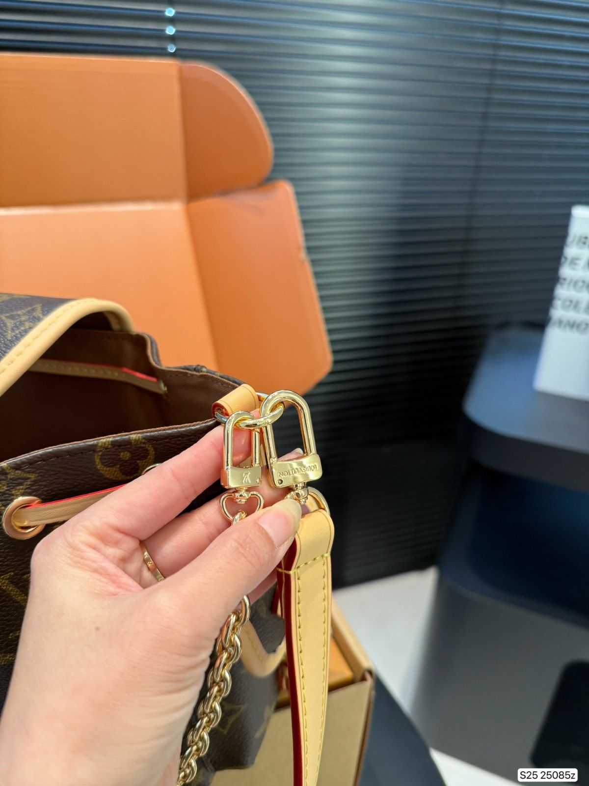 ルイヴィトン ショルダーバッグ LV2025FW オシャレ A31639