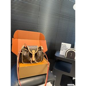 ルイヴィトン ショルダーバッグ LV2025FW オシャレ A31639