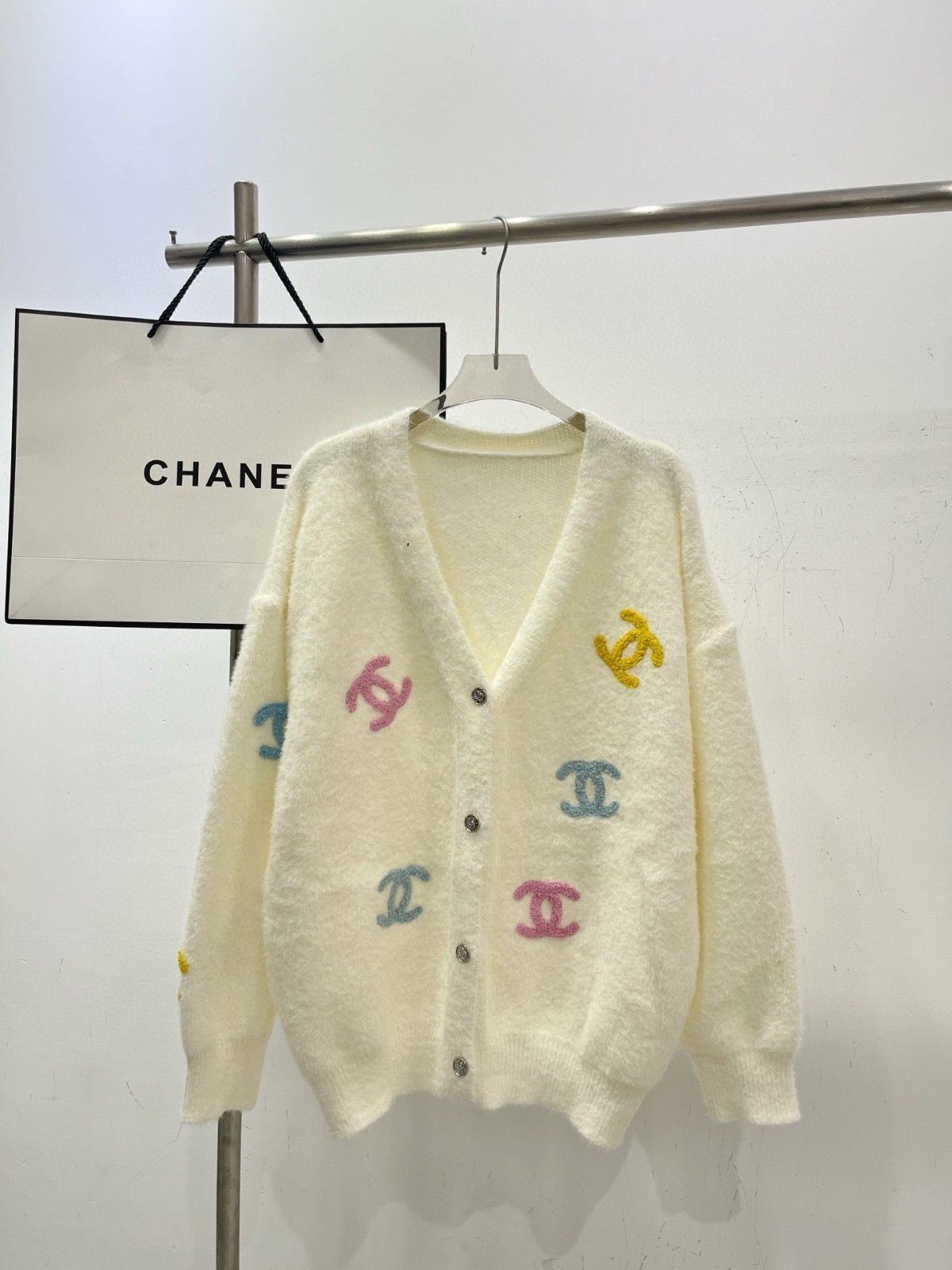 シャネル カーディガン レディース 可愛い A31631