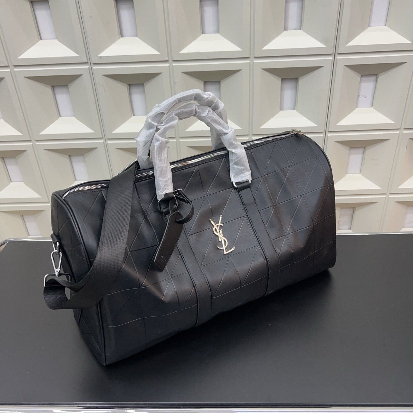 サンローラン 旅行バッグ レザー ハンドバッグ A31618