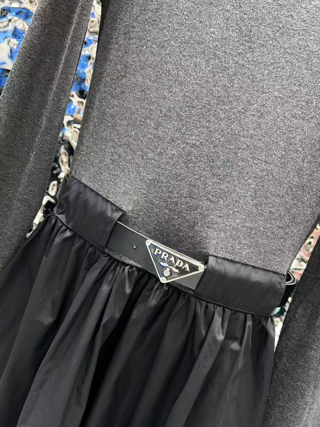 プラダ ワンピース 長袖 ベルト付き オシャレA31646