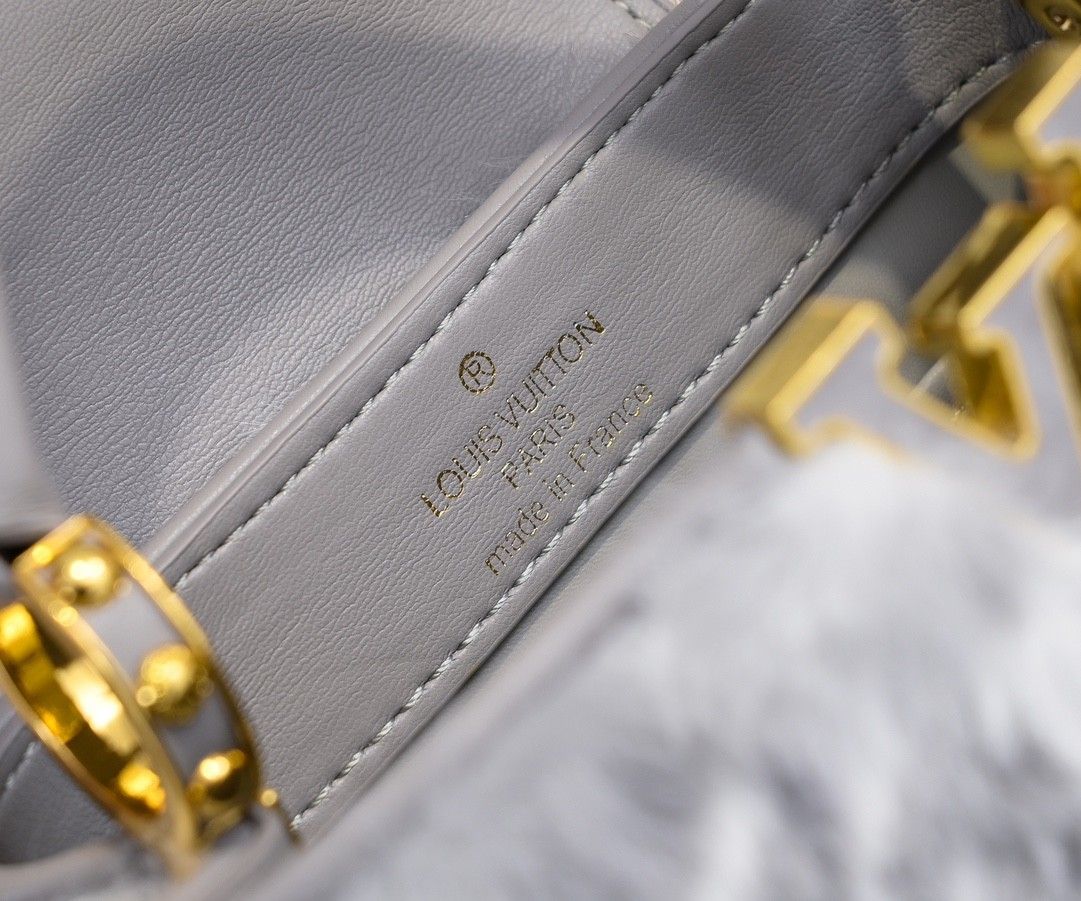 ルイヴィトン Capucines ハンドバッグ M22667/M22668 高品質 A31659