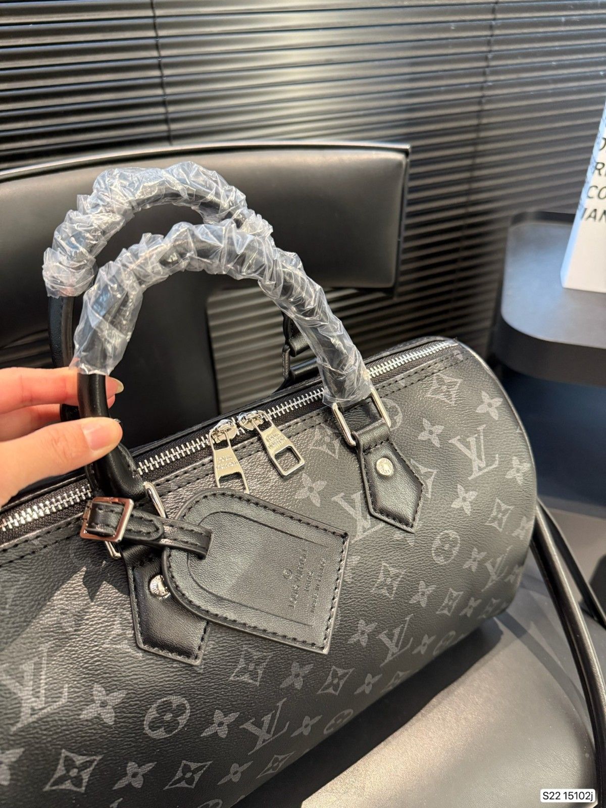 ルイヴィトン Lv X Nigo Keepall 30 クラシック A31658