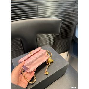 シャネル ミニバッグ ゴールドボール 超可愛い A31657