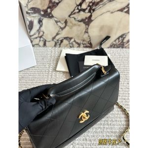 シャネル ショルダーバッグ レザー 高品質 A31656