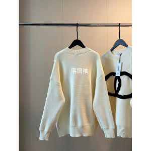 シャネル 丸首 厚手 セーター 可愛い ゆったり A31673