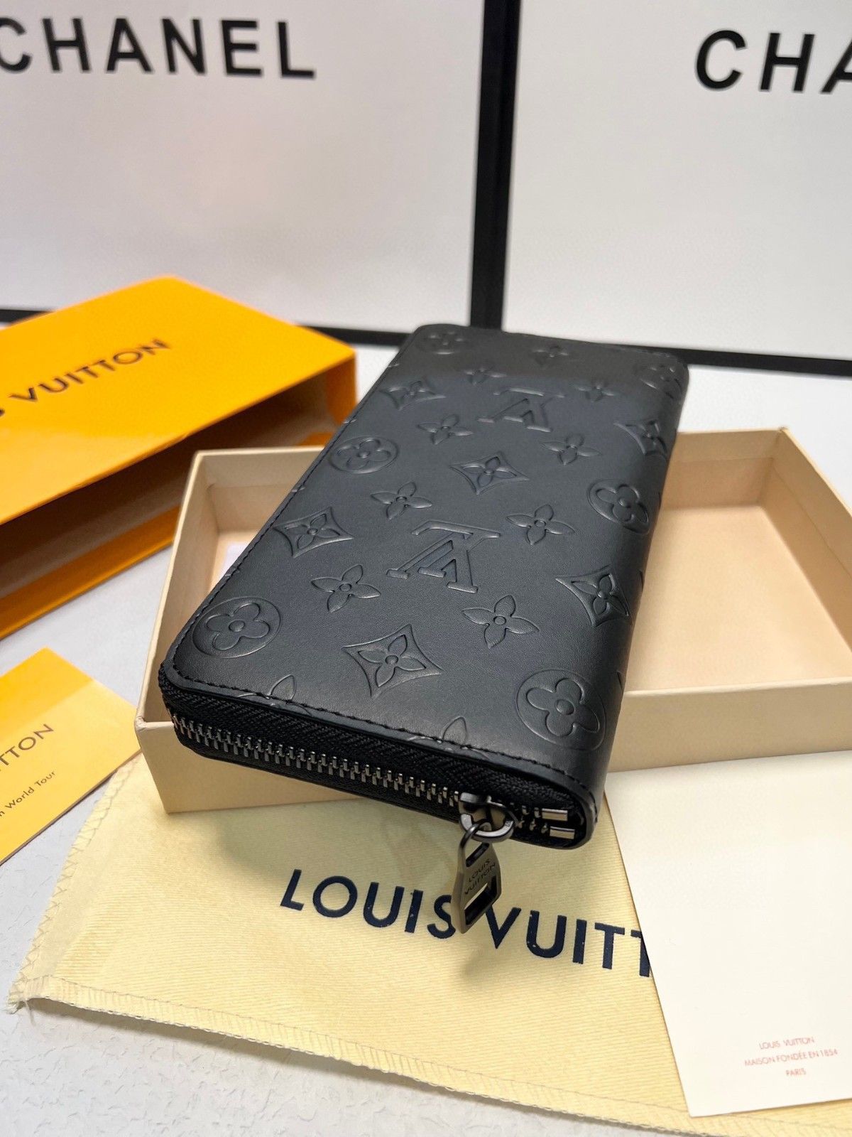 ルイヴィトン 長財布 ウォレット 高級 ラウンドファスナー A31667