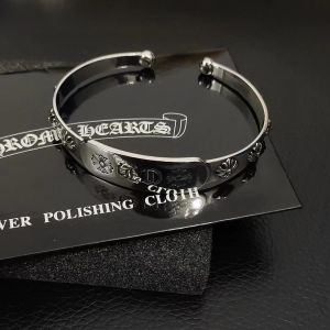 クロムハーツのオープンブレスレット 男女向け A31705