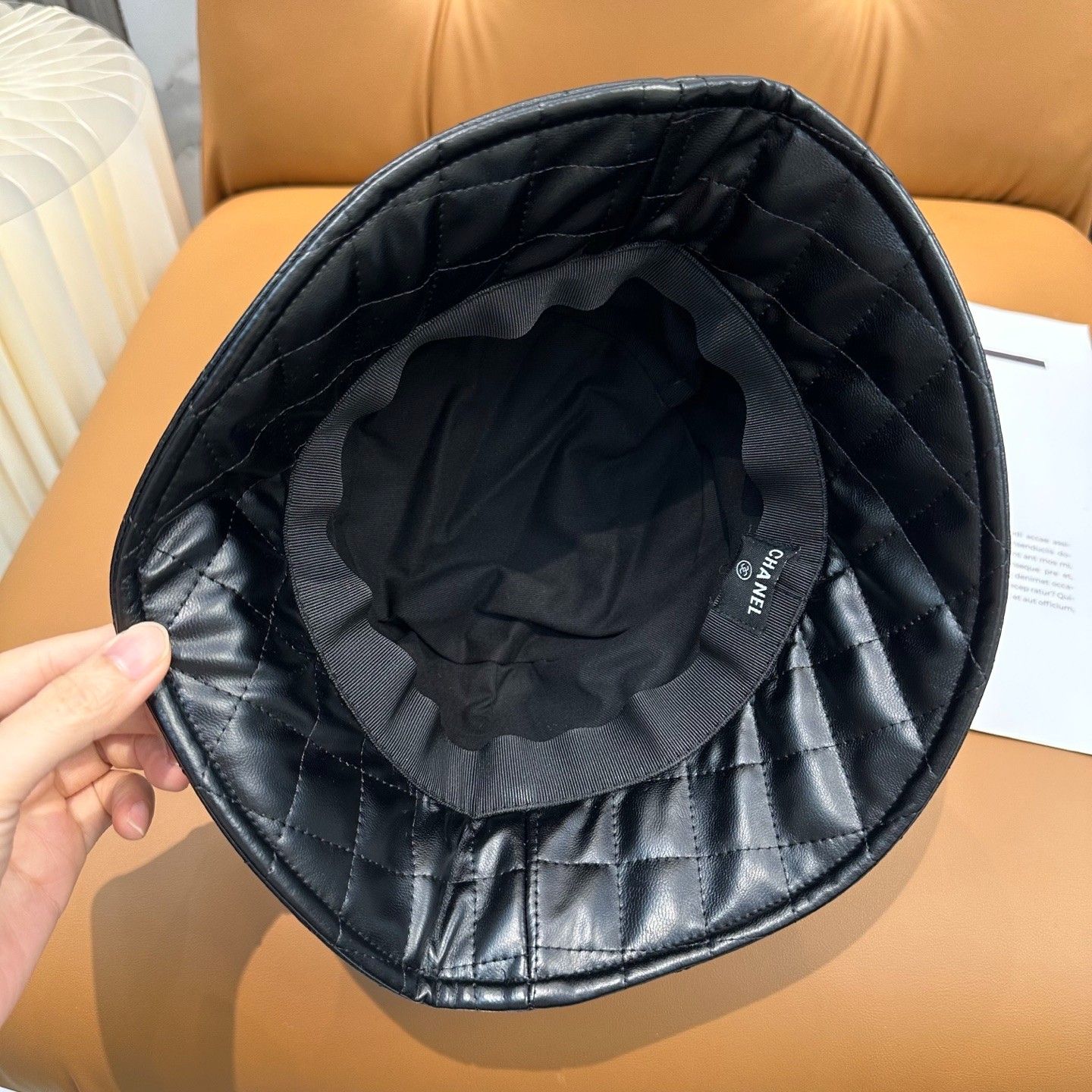 シャネル レザーバケットハット 秋冬 A31691