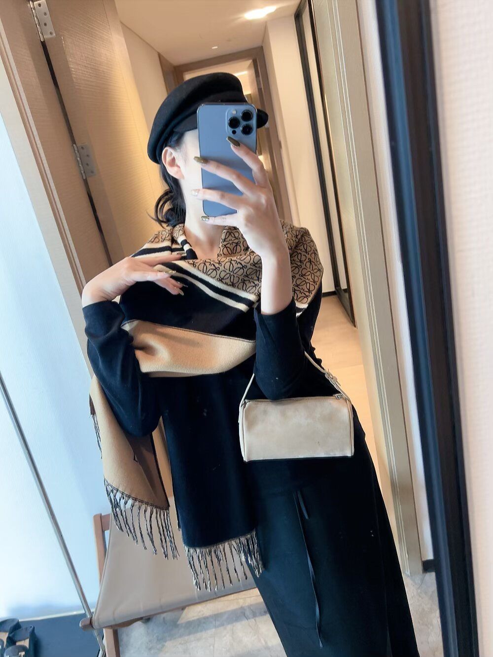 ロエベ マフラー 超可愛い 秋冬 A31703