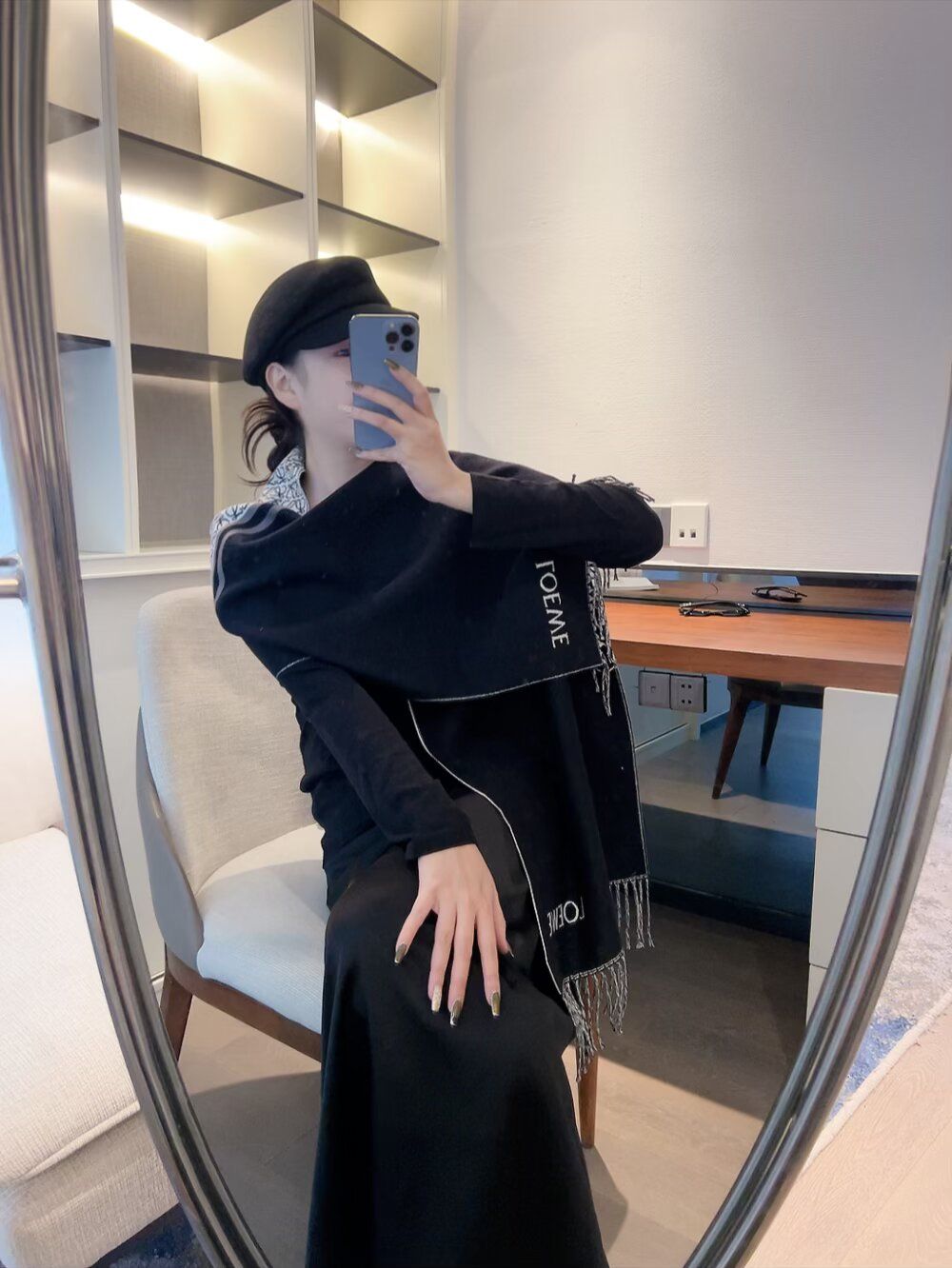 ロエベ マフラー 超可愛い 秋冬 A31703