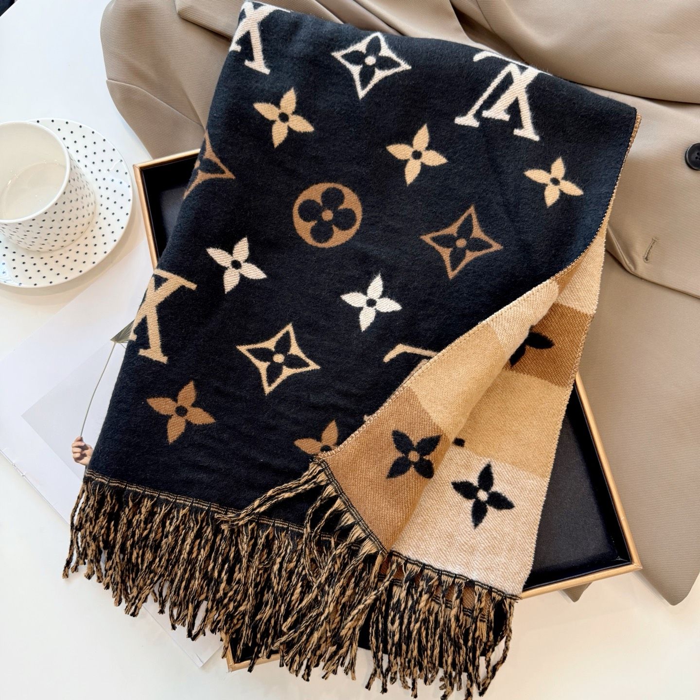 ルイヴィトン マフラー 秋冬 A31702