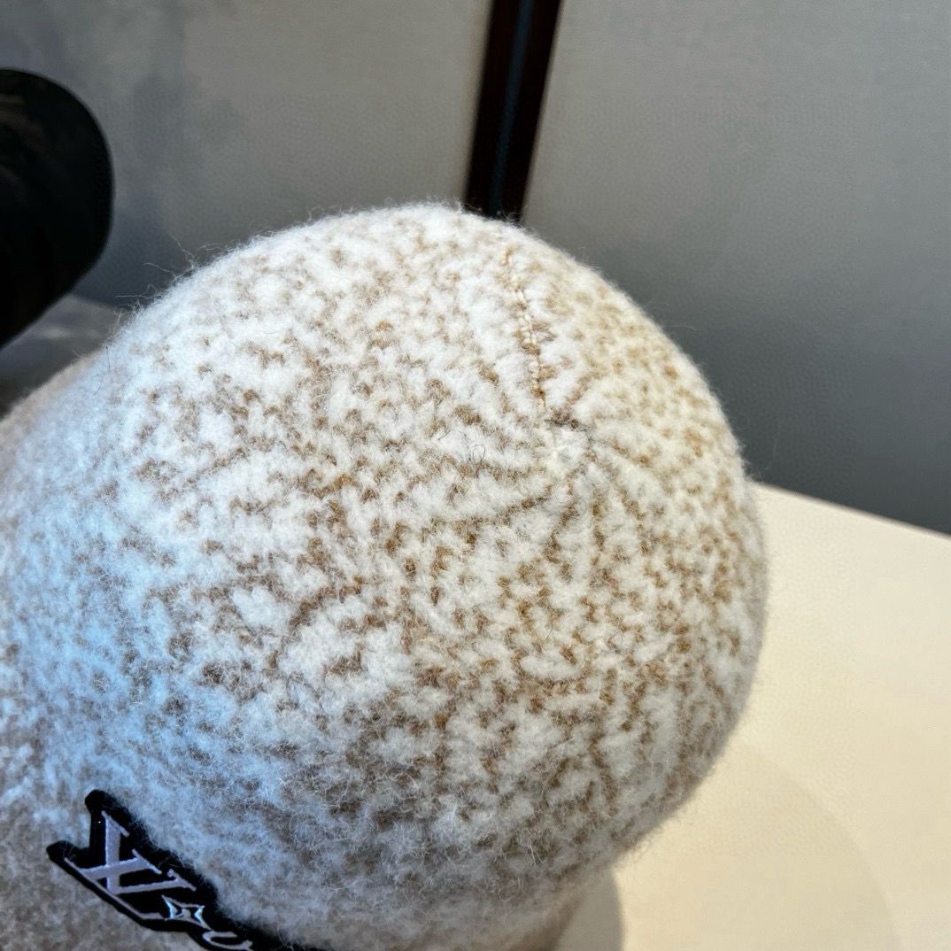 ルイヴィトン 秋冬新作のバケットハット A31694