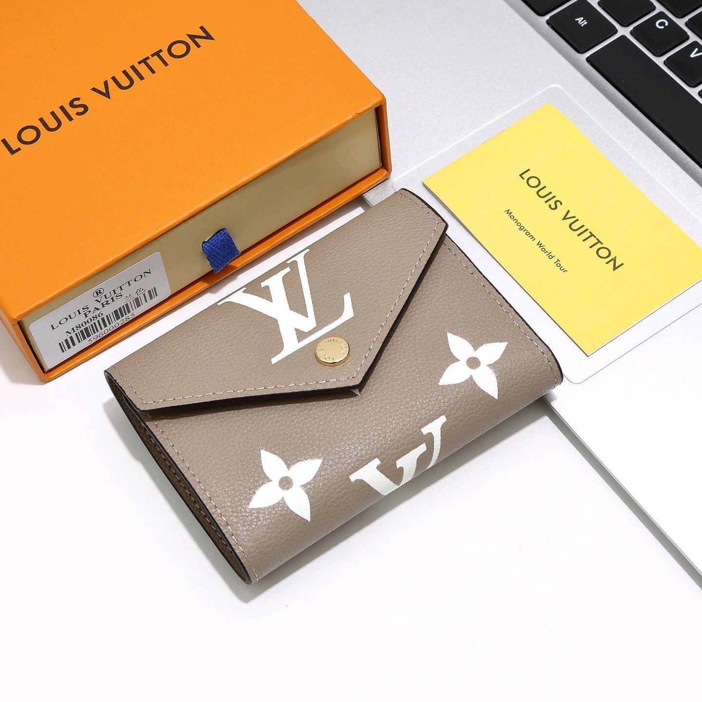 ルイヴィトン LV Circle ショートウォレット A31686