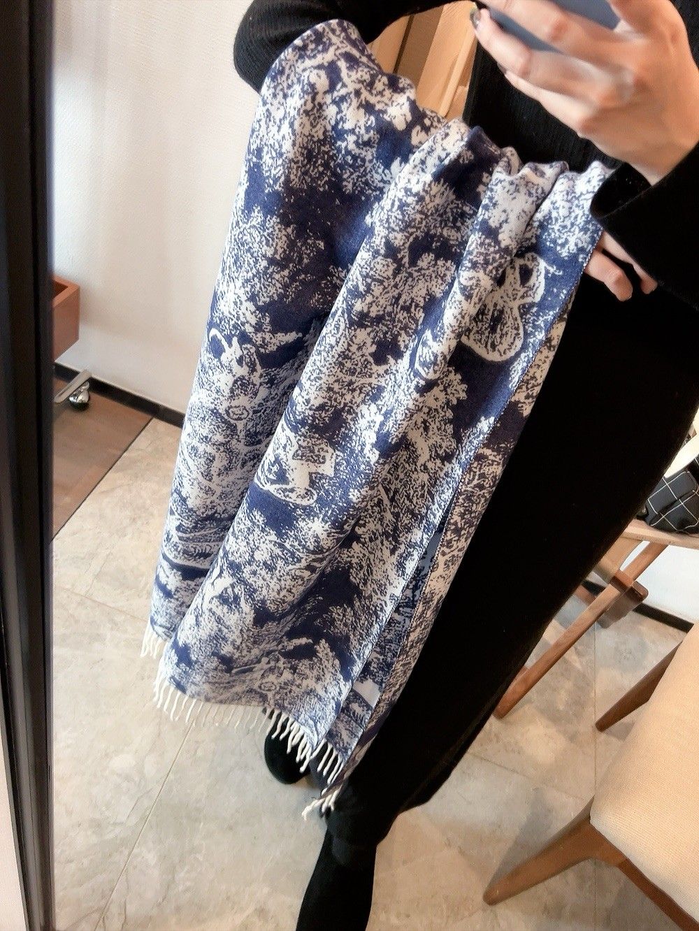 ディオール マフラー 動物 プリント A31699