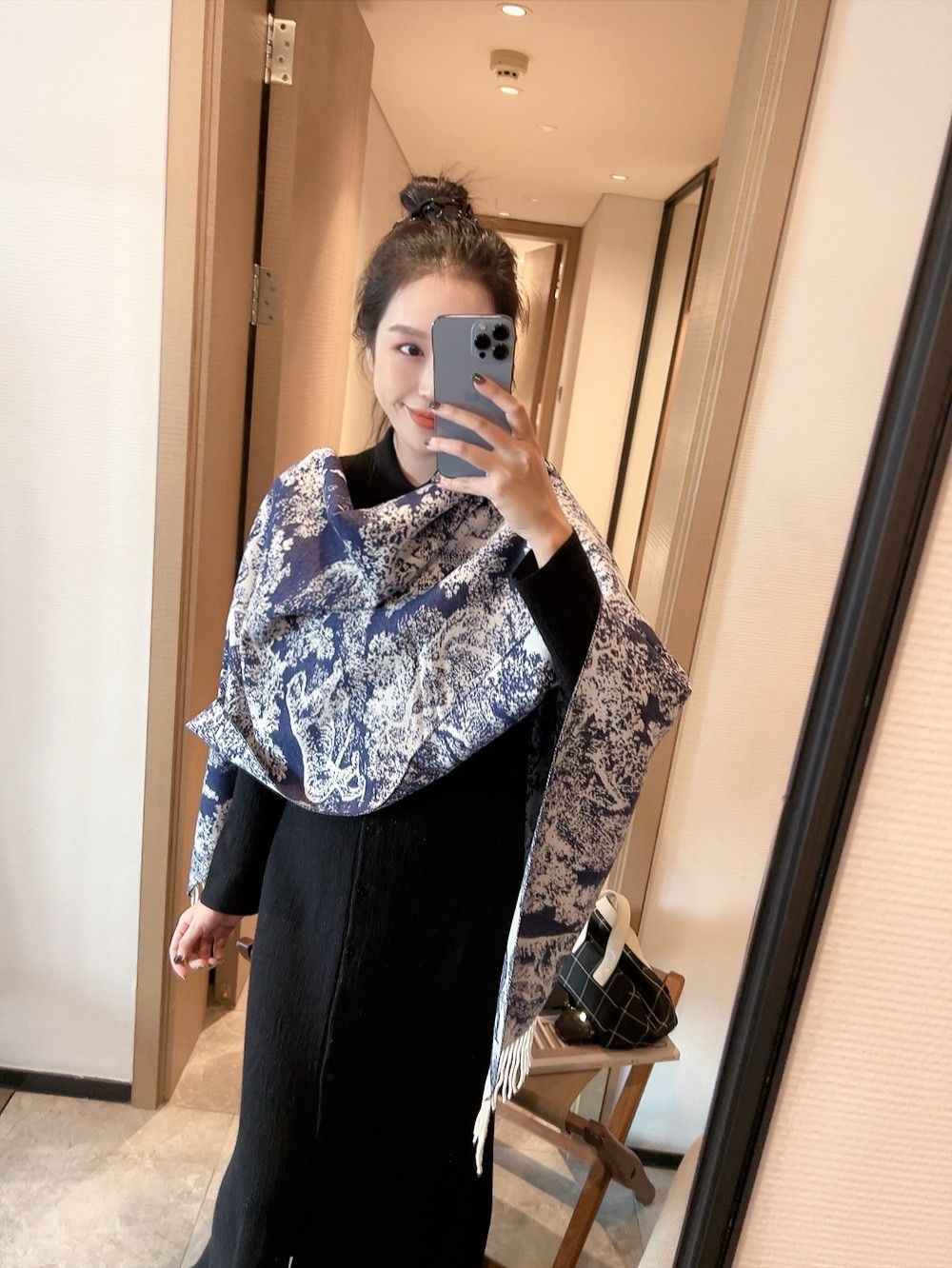 ディオール マフラー 動物 プリント A31699