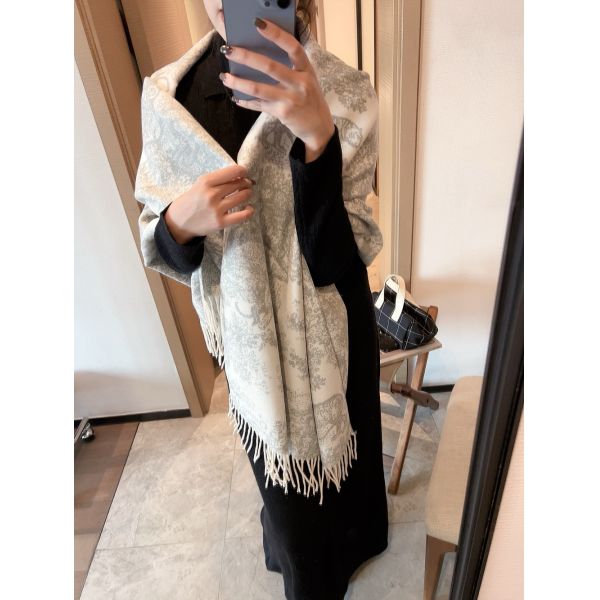 ディオール マフラー 動物 プリント A31699