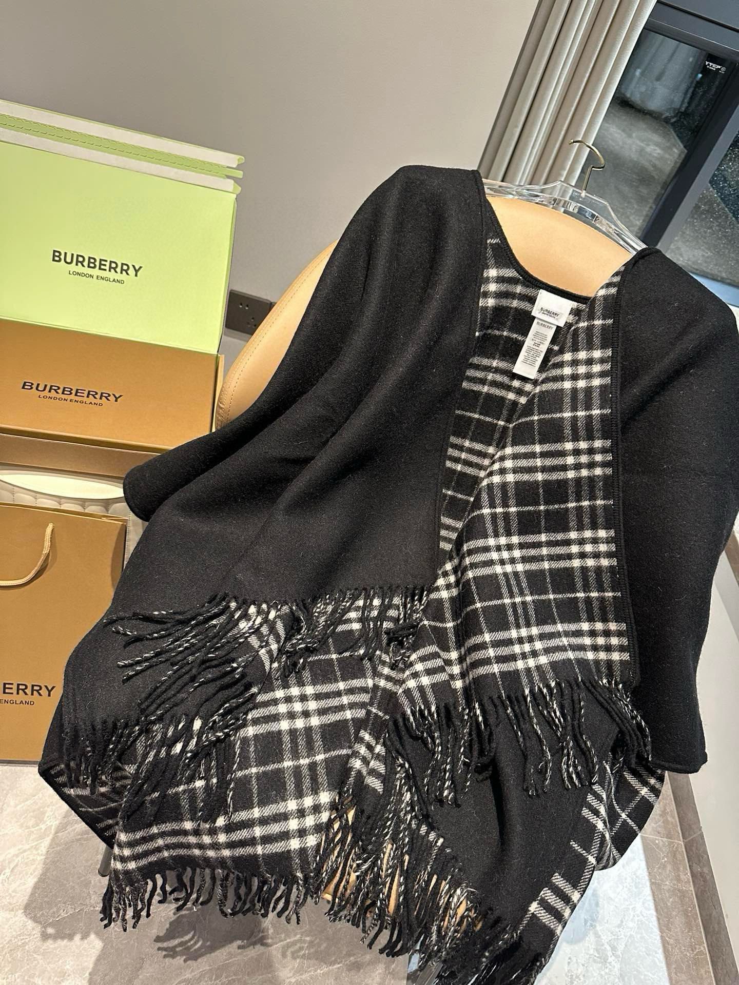 バーバリー 高品質 大判ストール 秋冬 A31696