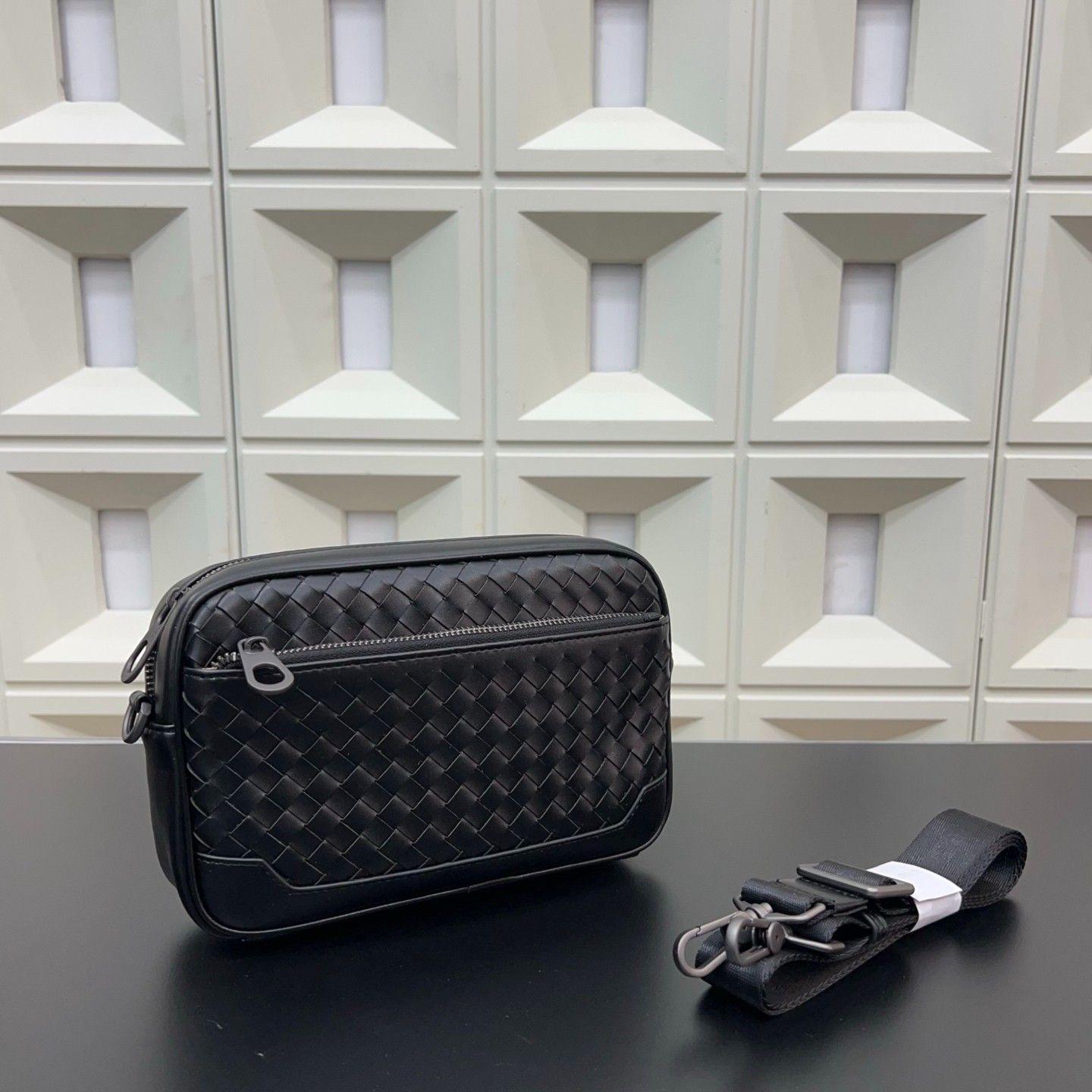 ボッテガ ヴェネタ ショルダーバッグ メンズ A31687