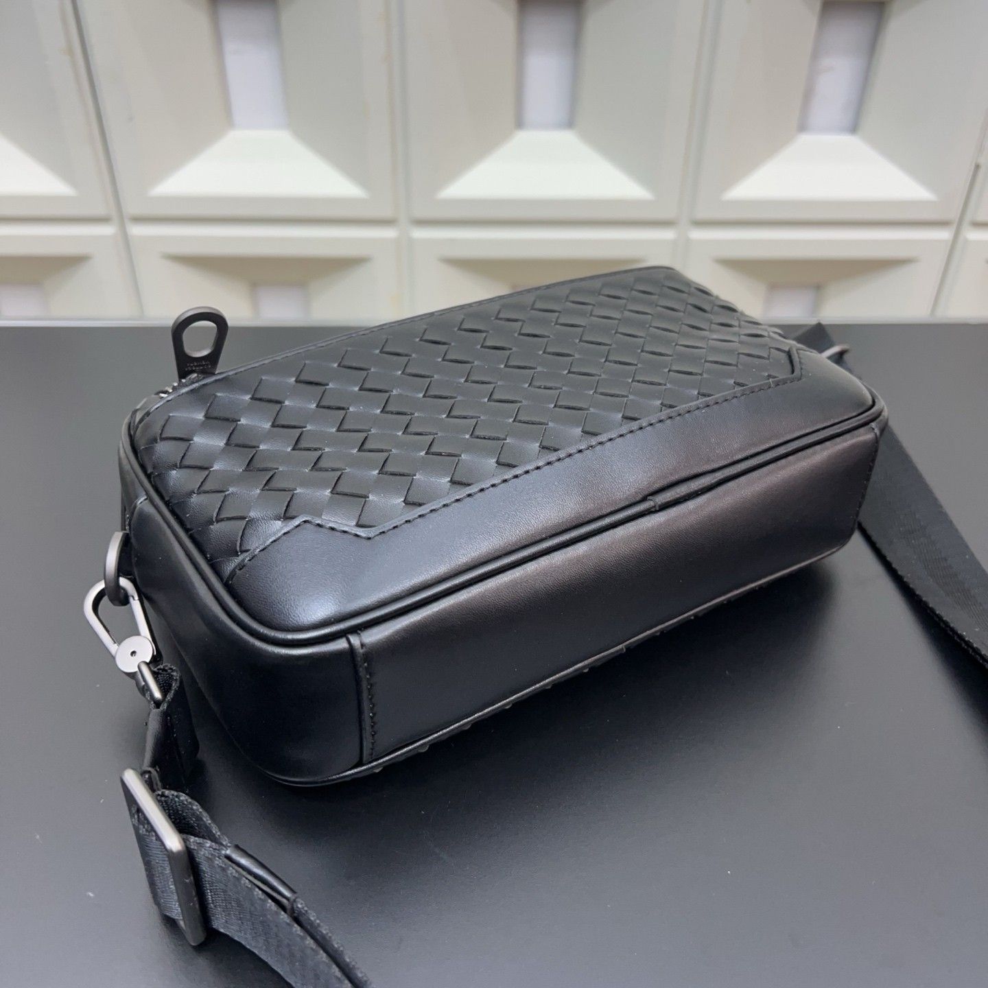 ボッテガ ヴェネタ ショルダーバッグ メンズ A31687