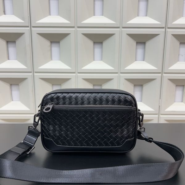ボッテガ ヴェネタ ショルダーバッグ メンズ A31687