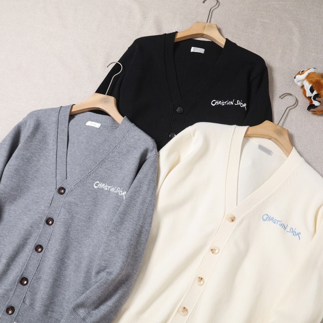 ディオール ニットカーディガン 男女向け 高級感 A31735