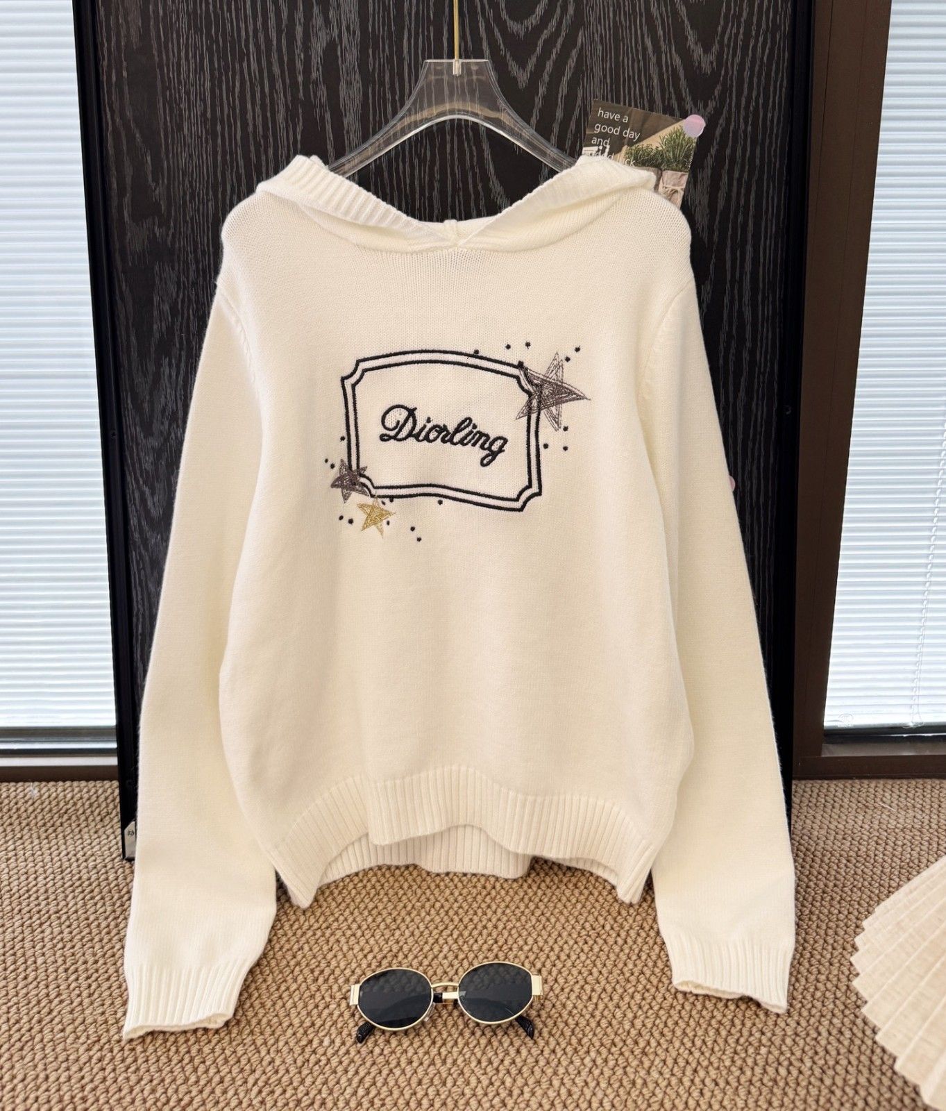 ディオール セーター フード付き ニット 刺繍 A31710